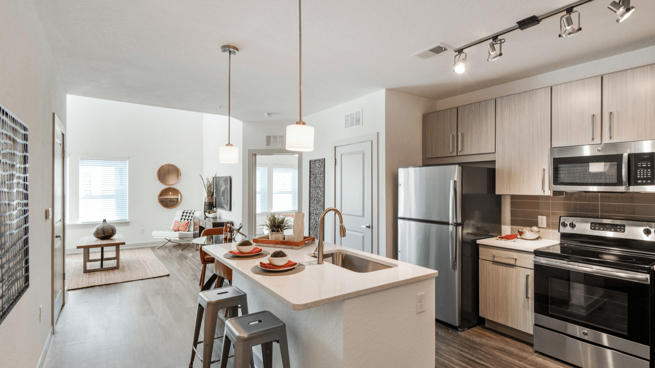 Grady Square - Photo 3 of 48