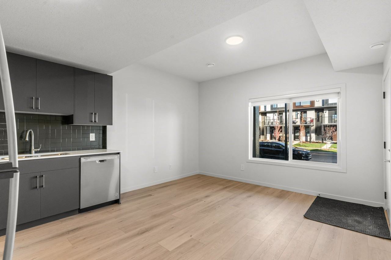 63 Westwind Dr #75ALOWER - Photo 3 of 8