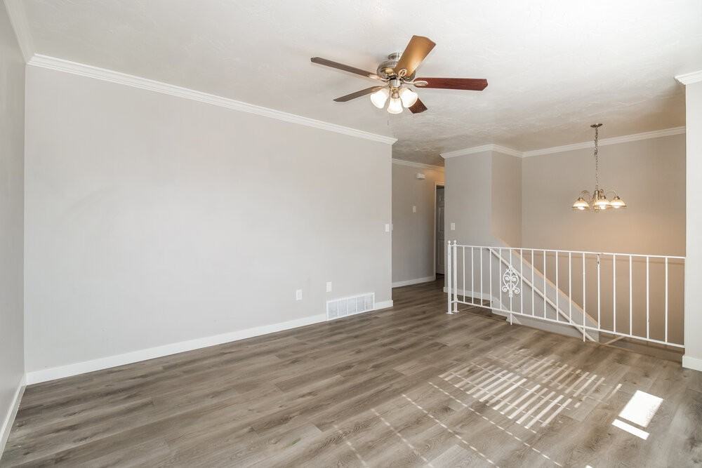 5496 Ws - Photo 5 of 17