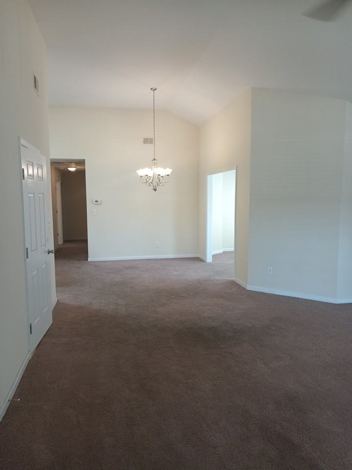 38 Lila Way - Photo 7 of 19