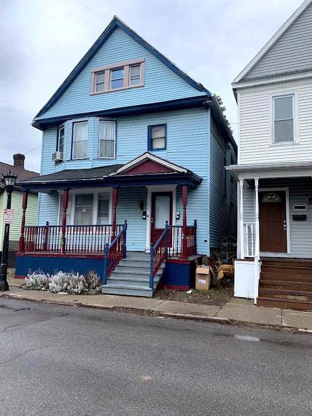 217 W Tupper St #2 - Photo 5 of 12