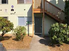 600 Se 175th Pl #C - Photo 1 of 1