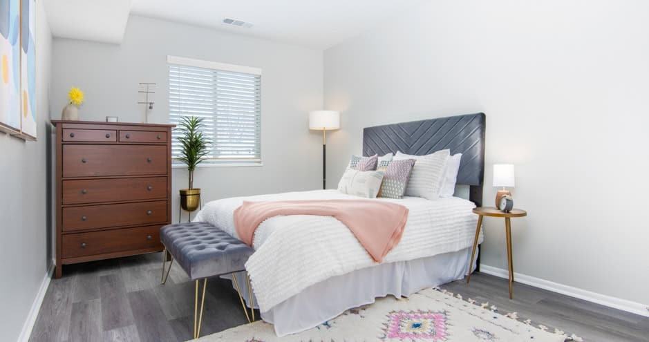 Riverbend Apartments - Photo 5 of 43