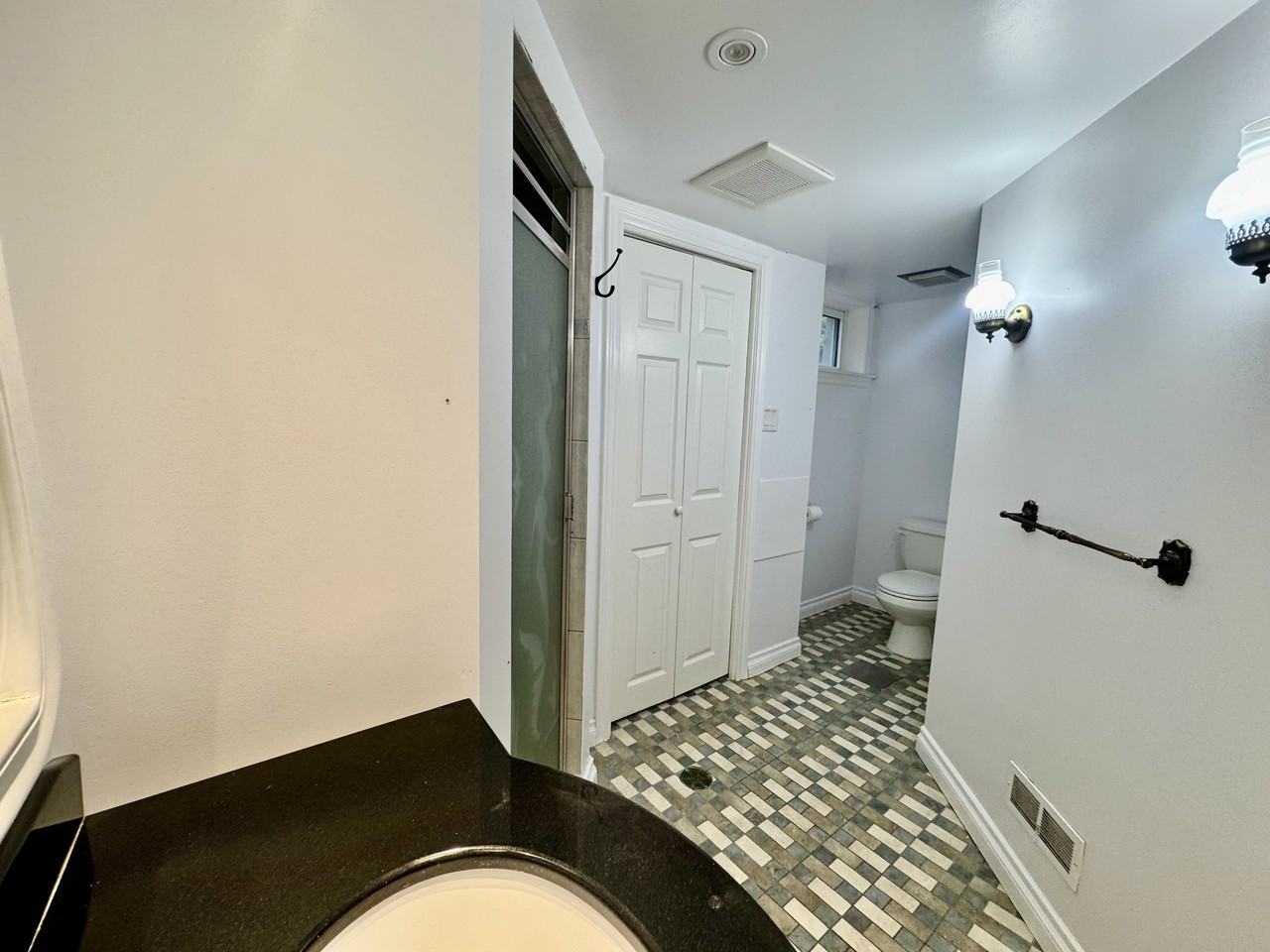 1503 Lepage Ave - Photo 6 of 12