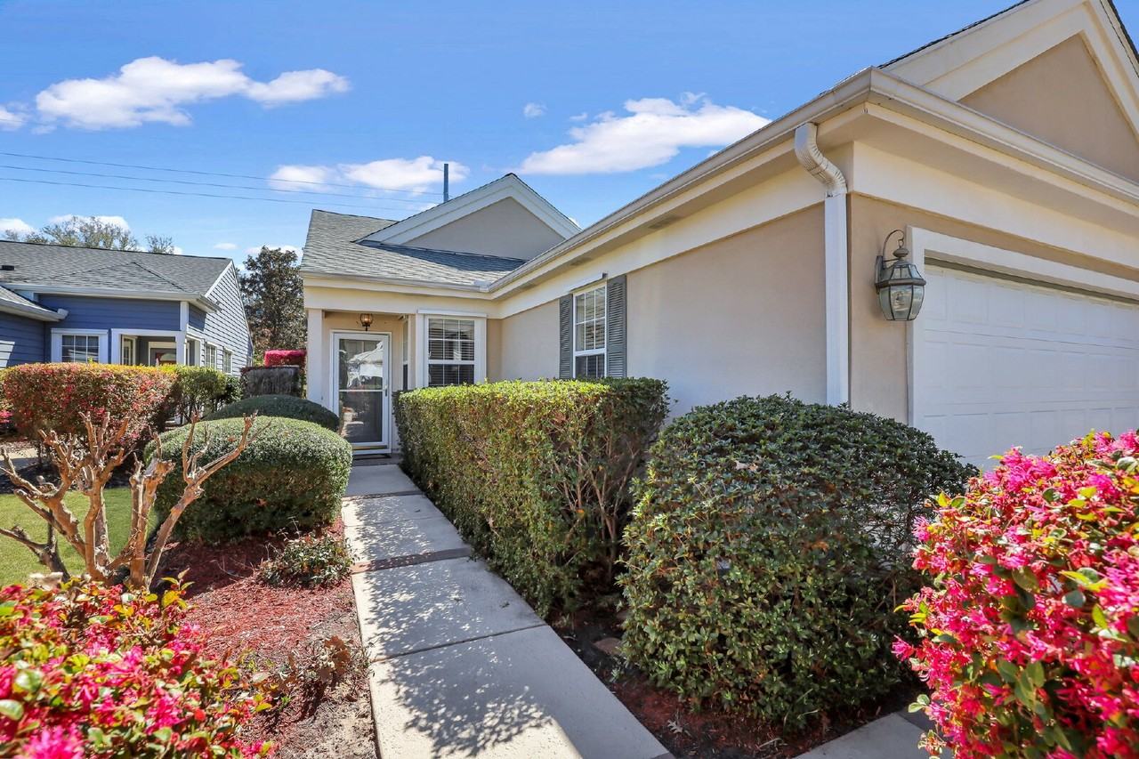 12 Moonglow Ct - Photo 5 of 42