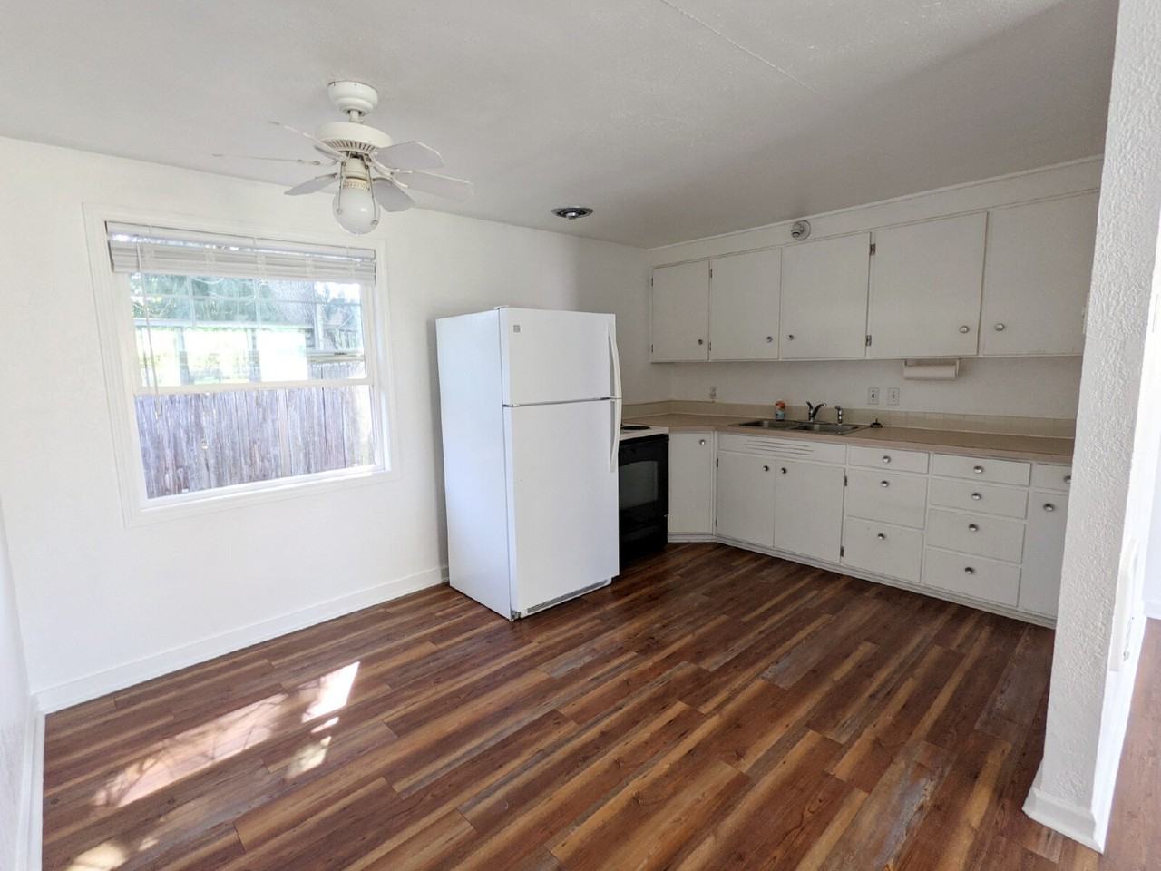 1920 W 13th Ave - Photo 4 of 13