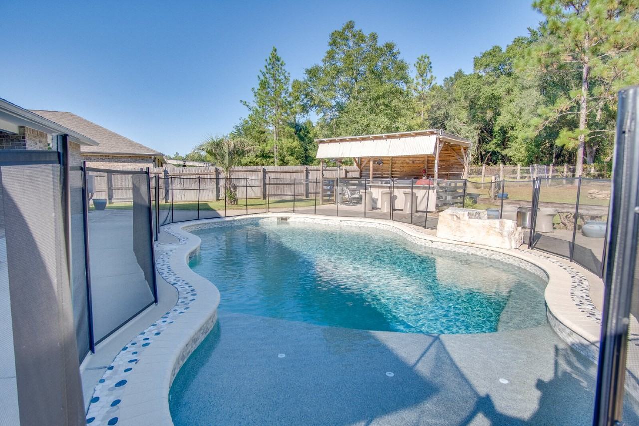 4668 Red Oak Drive - Photo 2 of 45