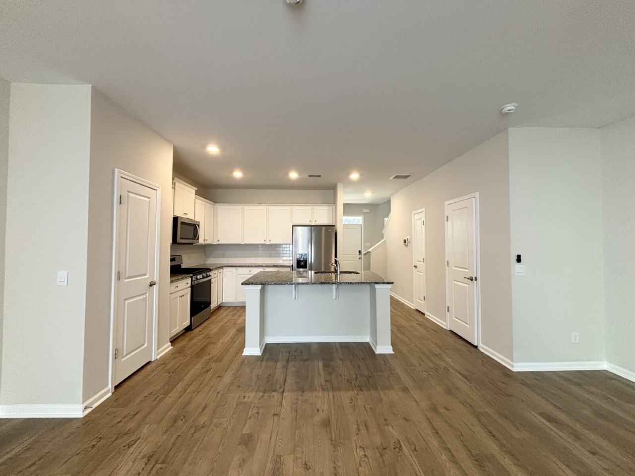 68 Slater Street - Photo 2 of 17