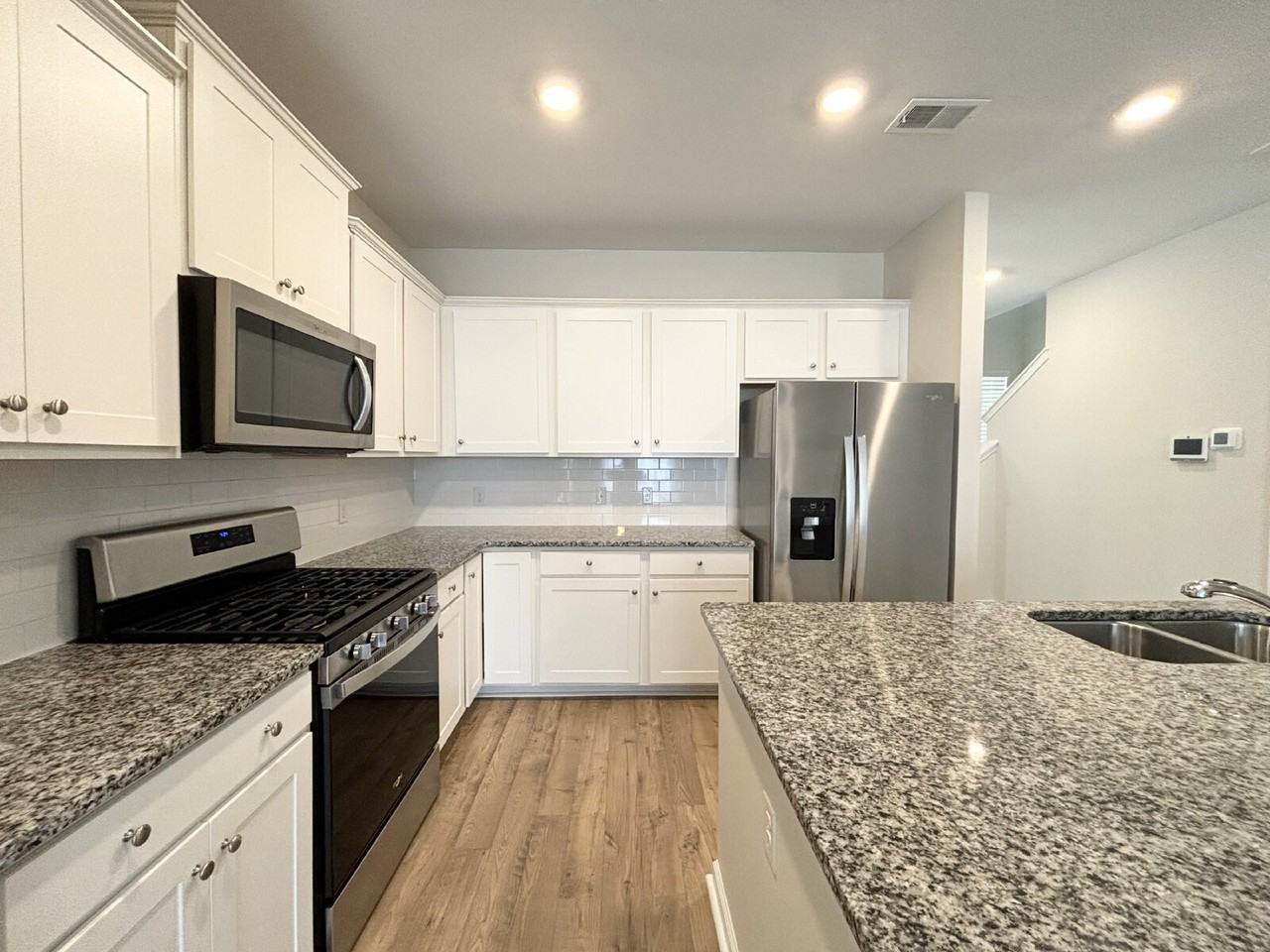 68 Slater Street - Photo 3 of 17