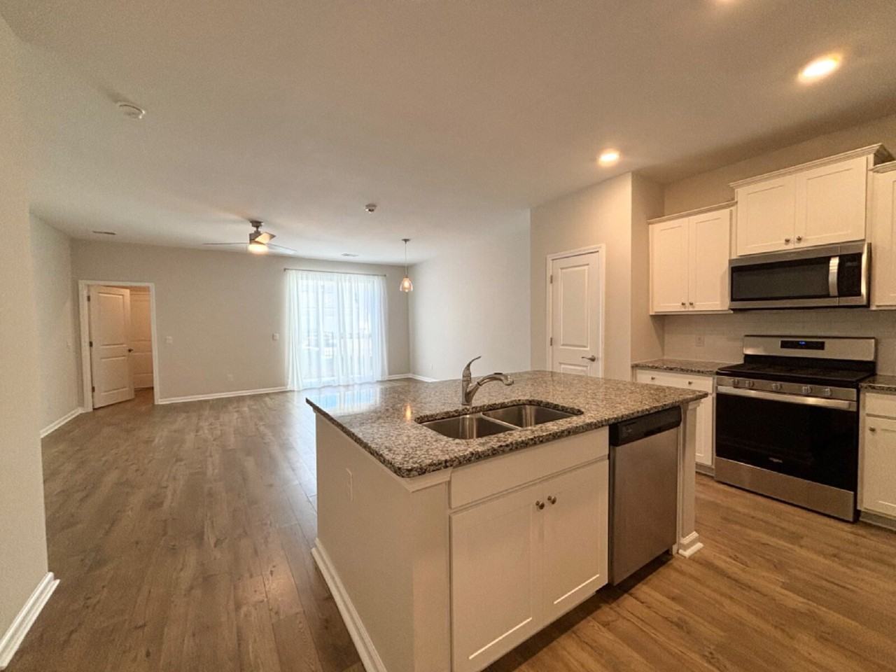 68 Slater Street - Photo 6 of 17