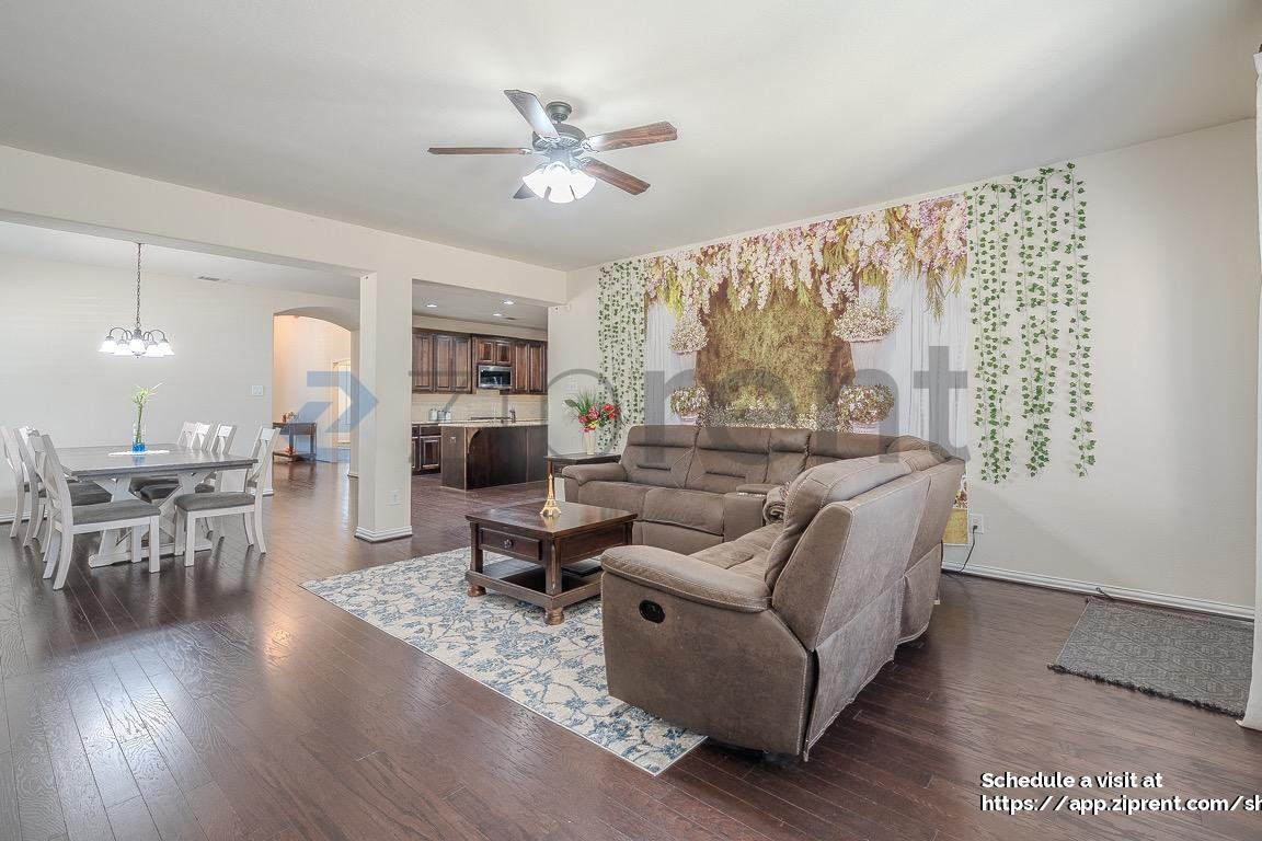 27115 Downing Park Blvd - Photo 6 of 38