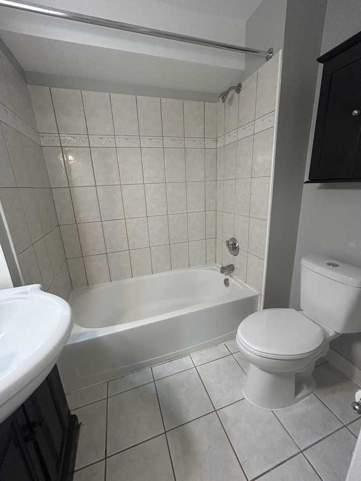 32 Bickel Ct #2 - Photo 3 of 4