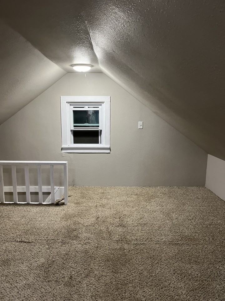 601 N 1st Ave - Photo 3 of 9