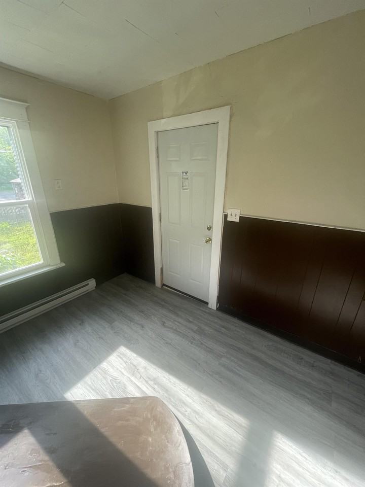 112 6th St S #2 - Photo 7 of 14