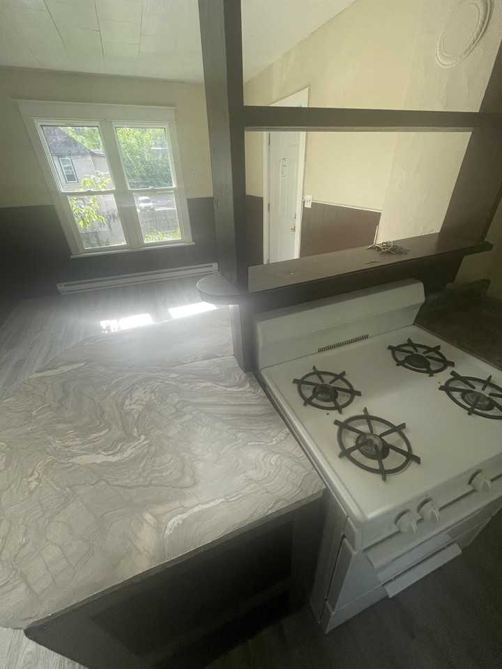 112 6th St S #2 - Photo 2 of 14