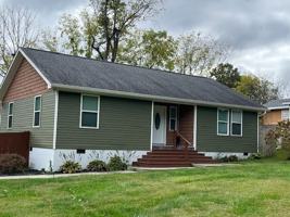 featured image of 1844 Willow Rd