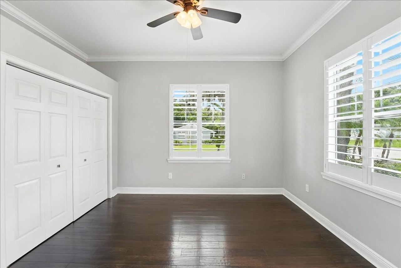 2300 E Central Blvd - Photo 3 of 19
