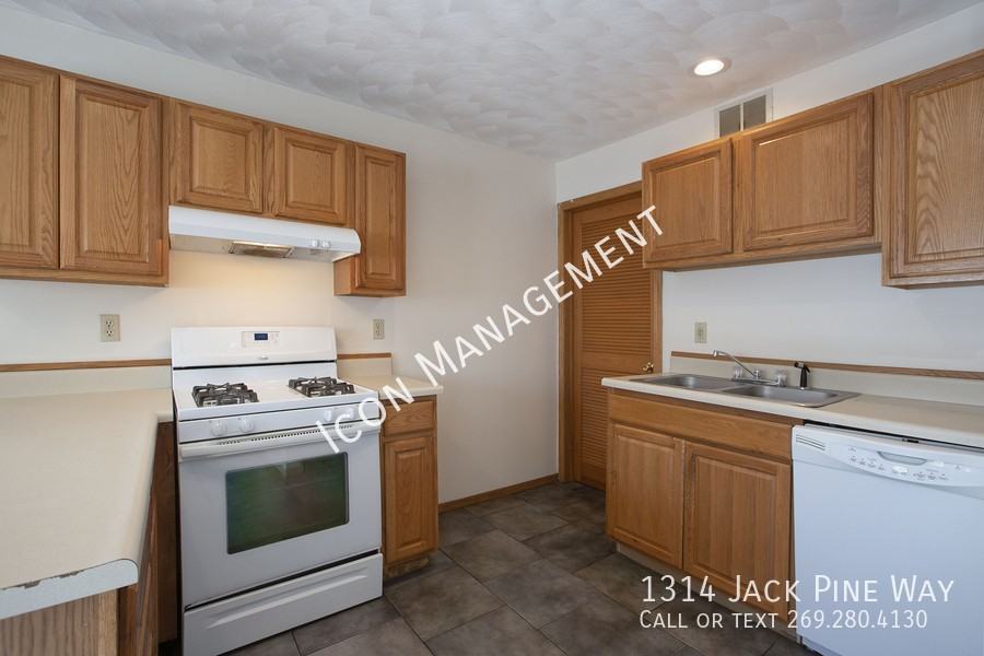 1314 Jack Pine Dr #1314JACKPI - Photo 7 of 21