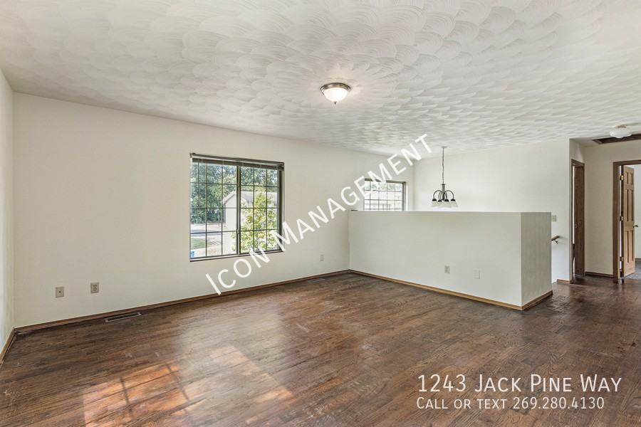 1243 Jack Pine Dr - Photo 6 of 21