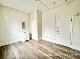 featured image of 124 Waverly Pl #307