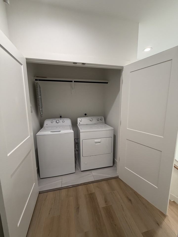 3038 Live Oak St #NA - Photo 5 of 20