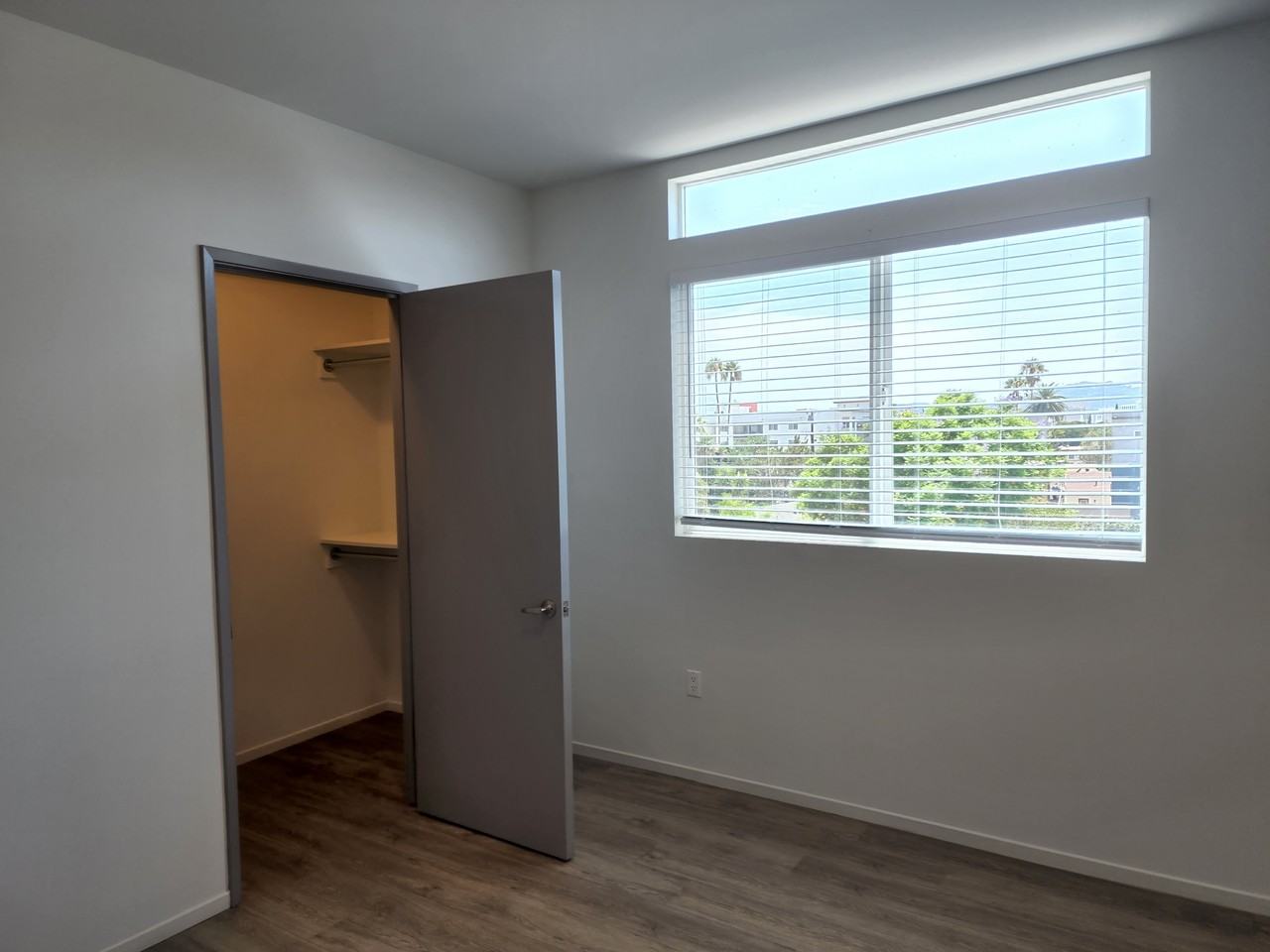 5720 Klump Avenue #4 - Photo 6 of 25