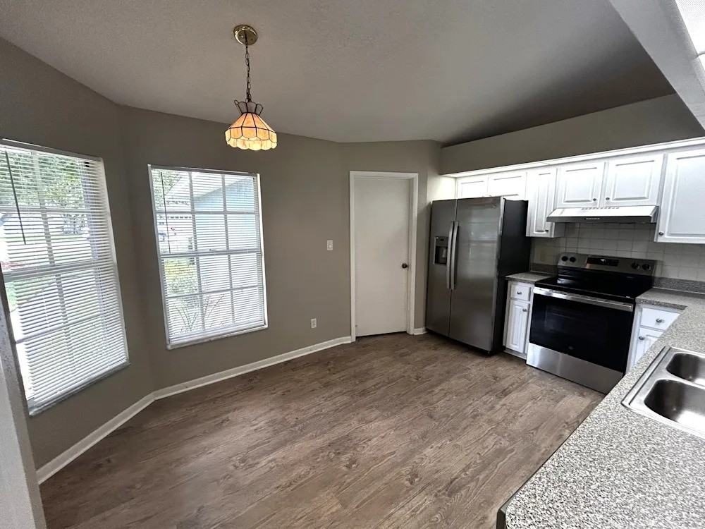 2915 Jennifer Dr #NA - Photo 3 of 11