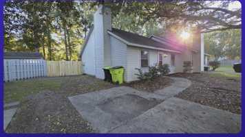 featured image of 1501 Dartmouth Ln #A