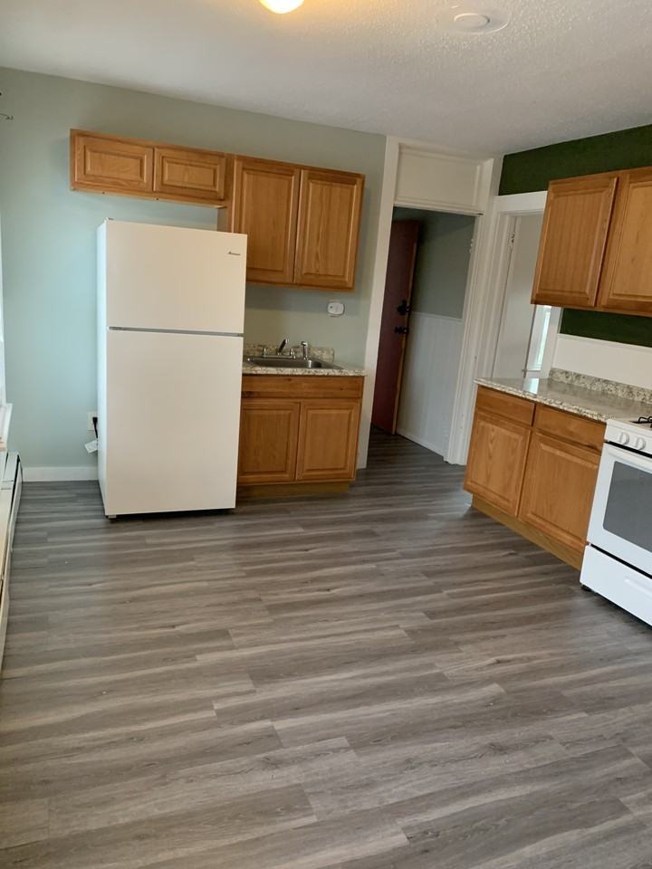 1519 Corbin Ave #1 - Photo 3 of 14