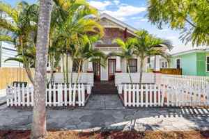 featured image of 622 7th Ave N #622