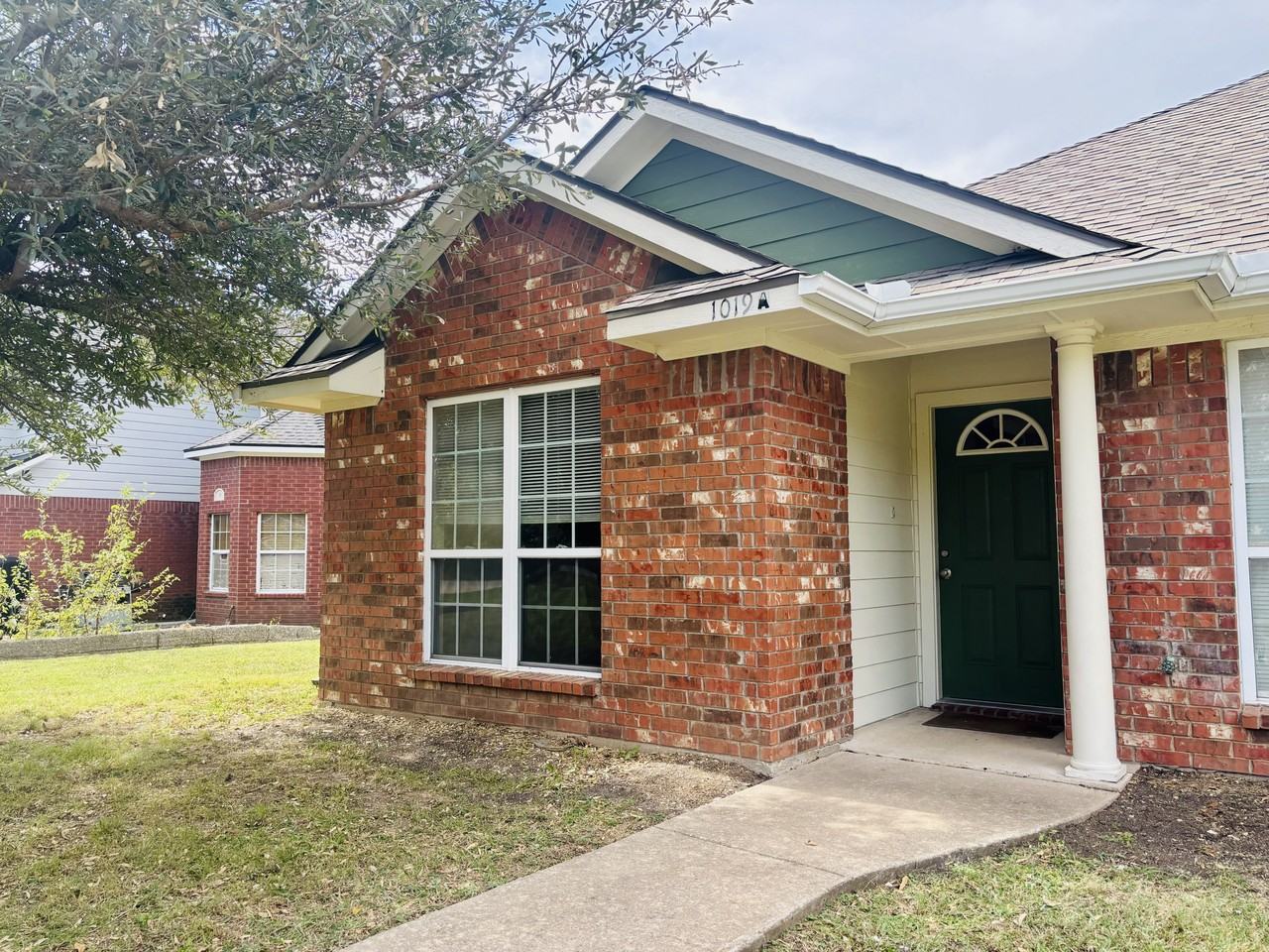 1019 N Riggins St #A - Photo 4 of 27