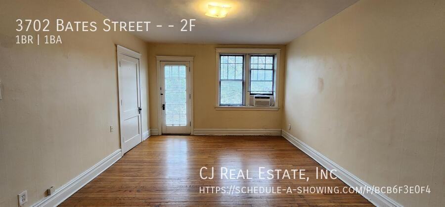 3702 Bates St #2F - Photo 2 of 6
