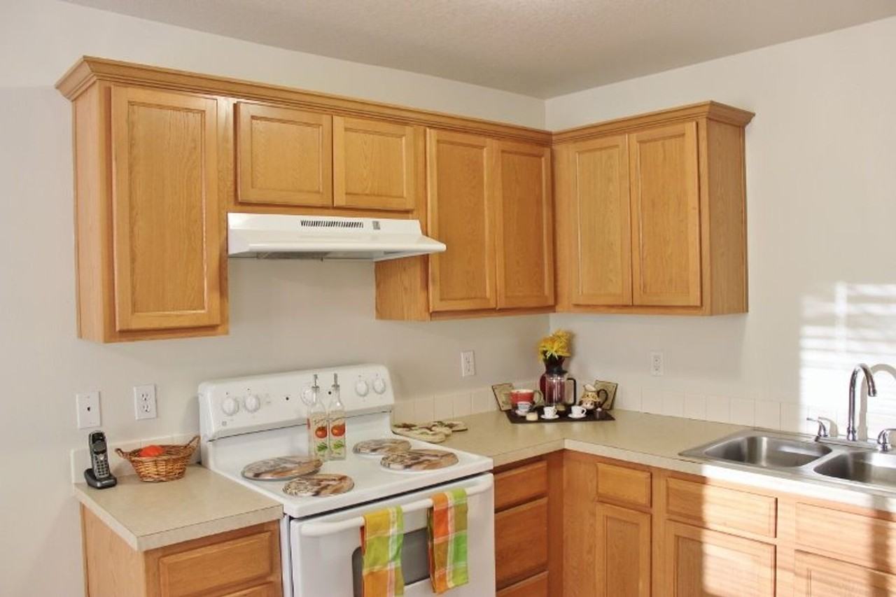 Powell Street Station - Photo 3 of 14