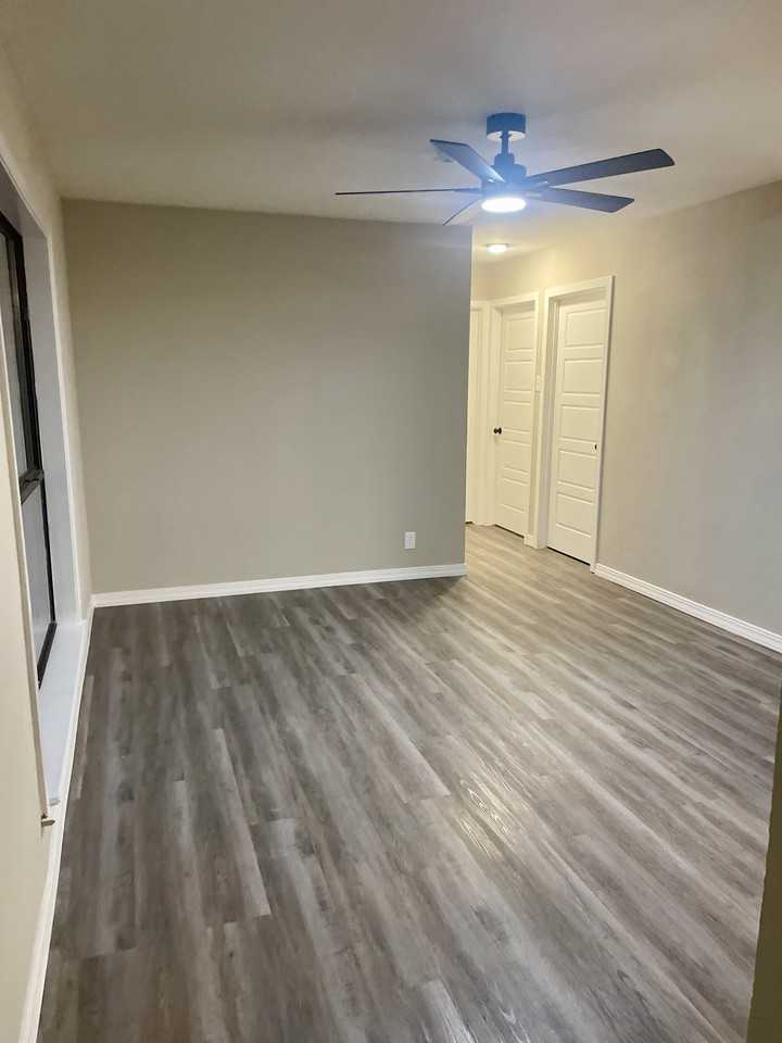 410 West Lindbergh Boulevard #NA - Photo 3 of 14