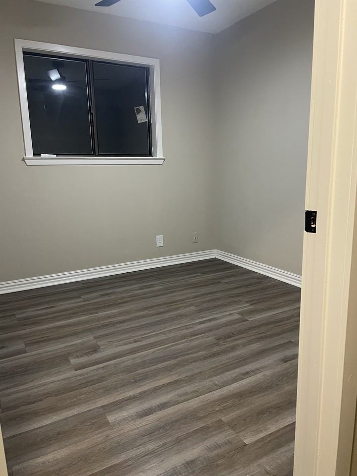 410 West Lindbergh Boulevard #NA - Photo 5 of 14