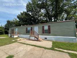 featured image of 1210 Nw Starlight Ln