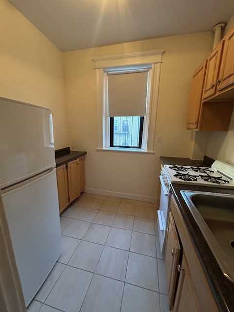 1144 Commonwealth Ave #16 - Photo 2 of 5