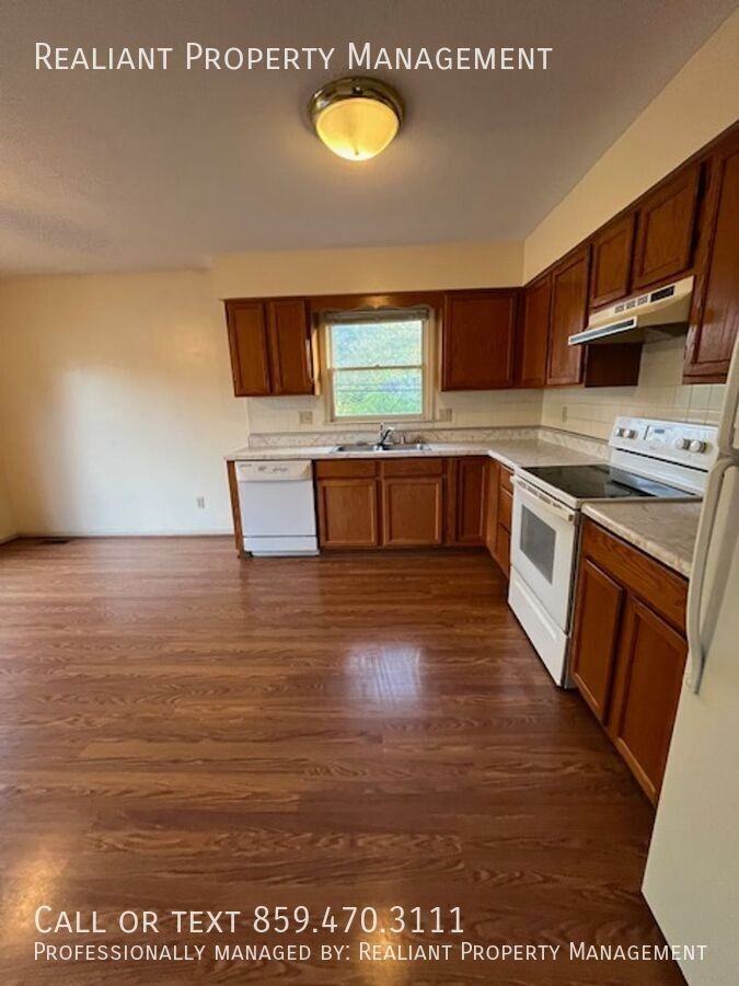 605 Dardanelles Dr - Photo 3 of 17