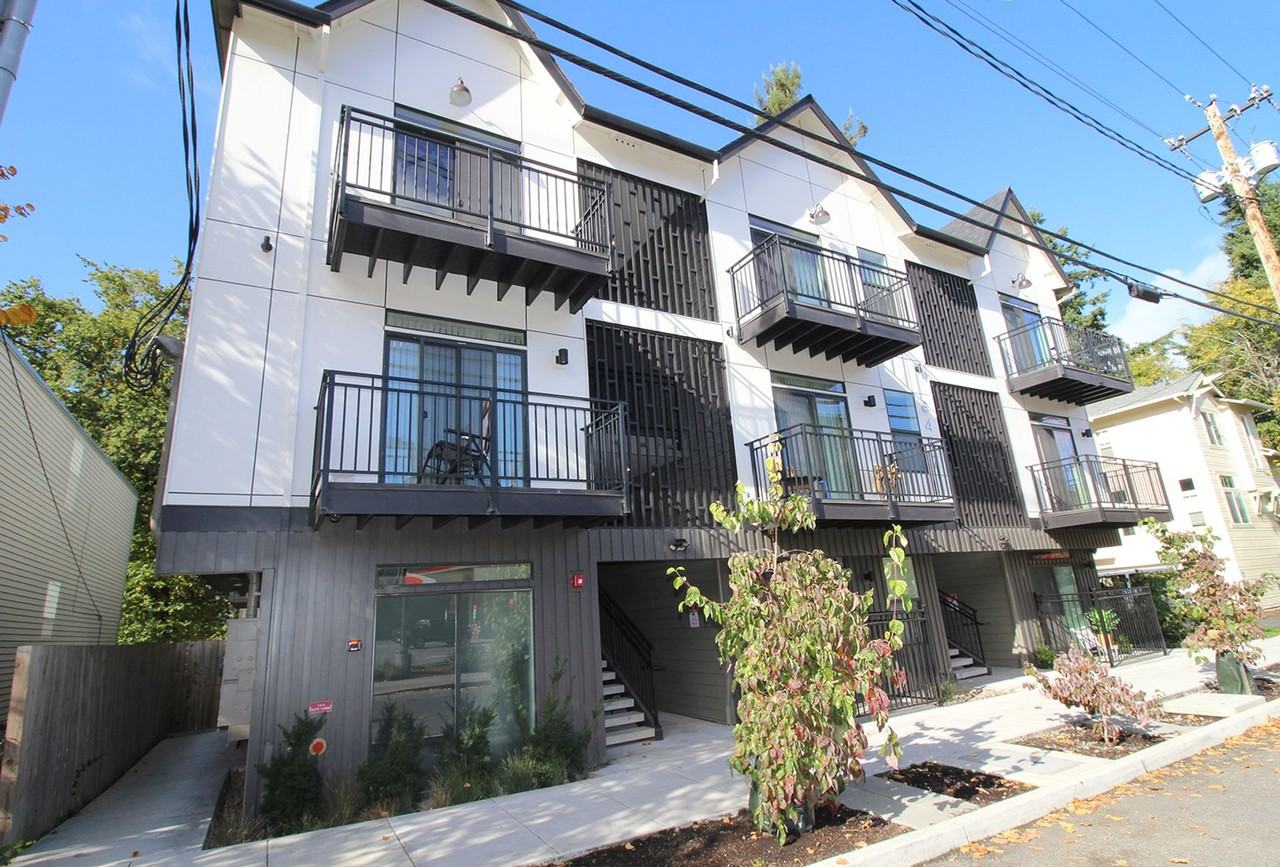 8417 SW 24th Ave - Photo 6 of 7