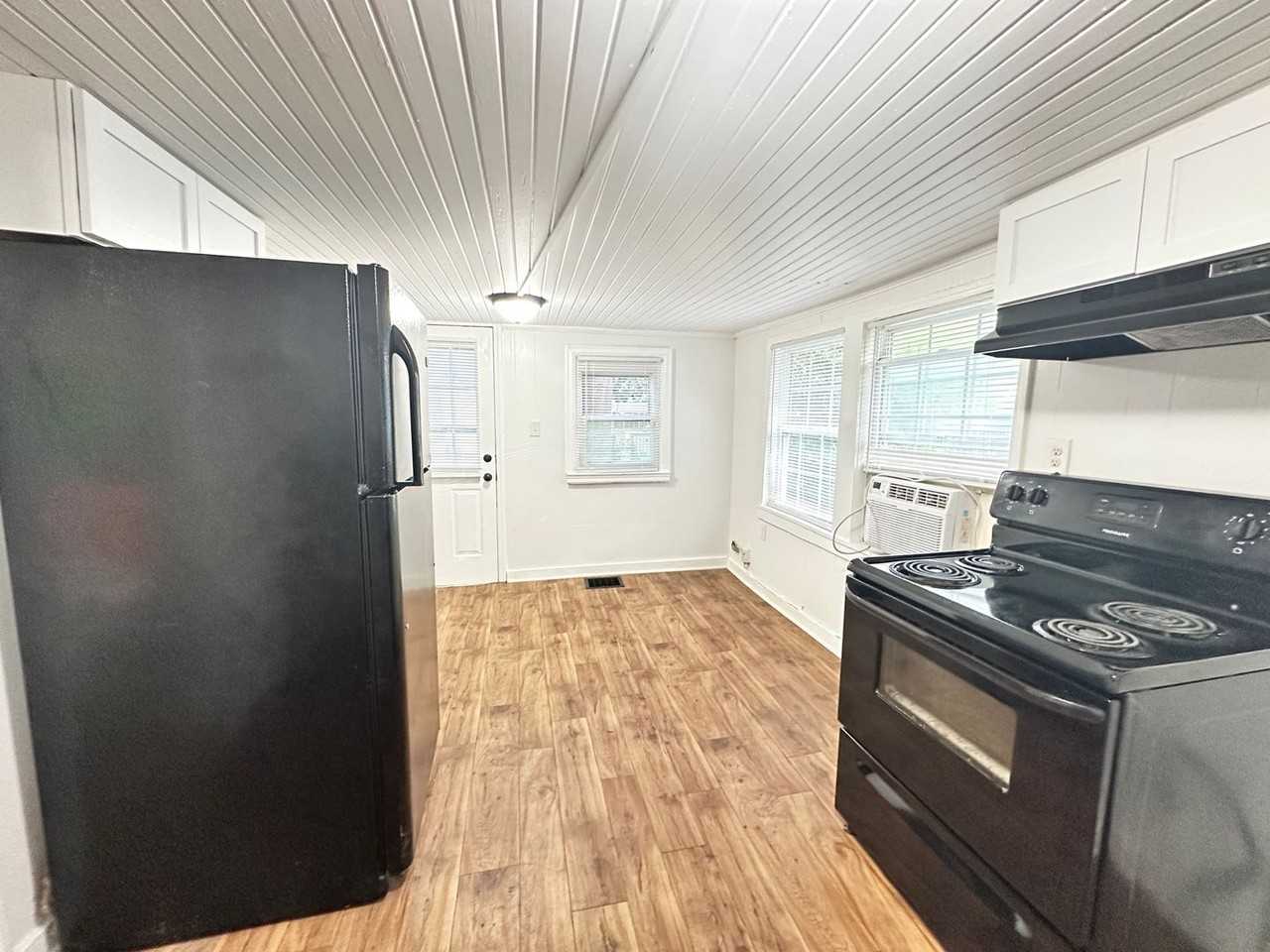 74 Glass Ave - Photo 2 of 19