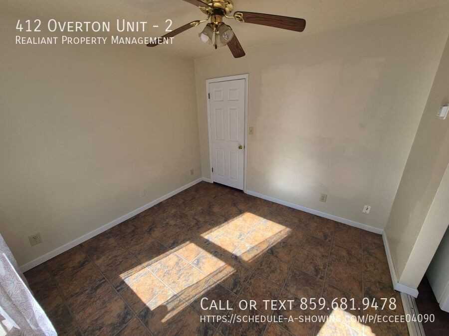 412 Overton St #2 - Photo 3 of 9