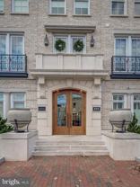 300 8th St Ne #403 - Photo 1 of 1