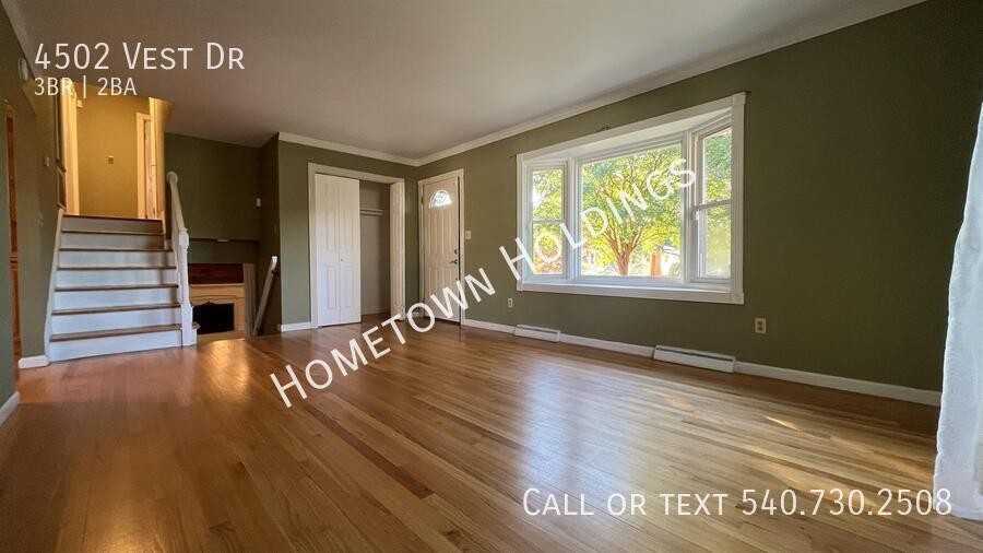 4502 Vest Dr - Photo 3 of 20