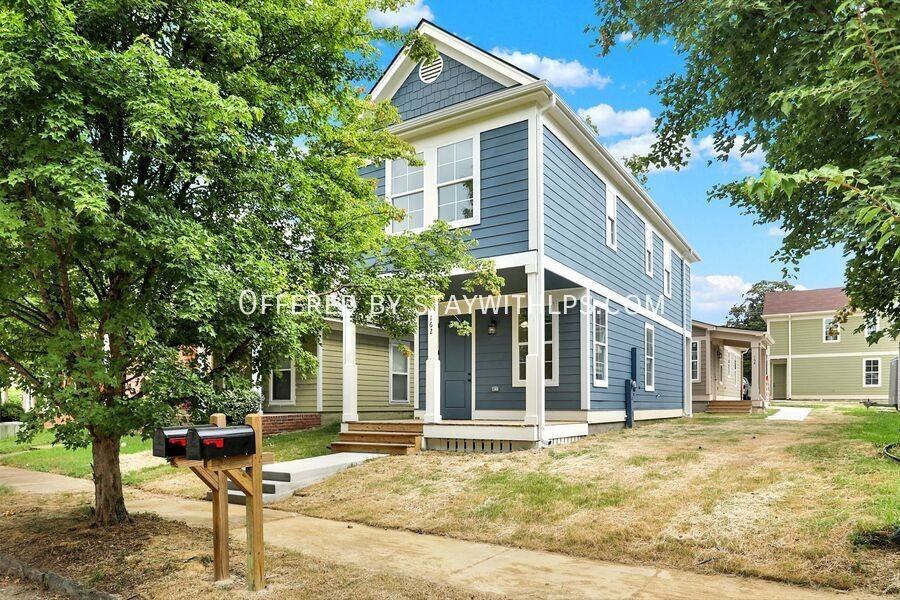 162 Keel Ave - Photo 2 of 33