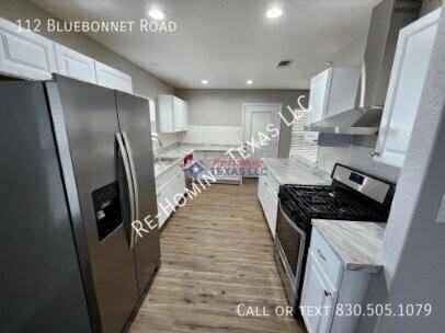 112 Bluebonnet Rd - Photo 3 of 11