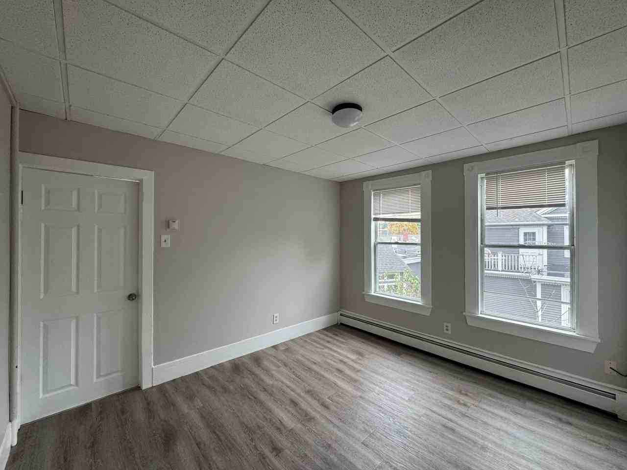 72 Broadway #2R - Photo 2 of 10