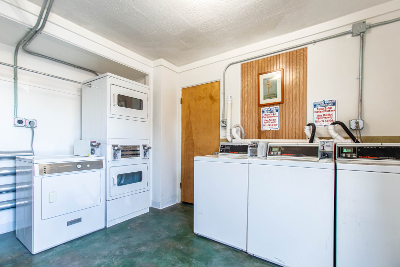 210 E North St #3 - Photo 6 of 7