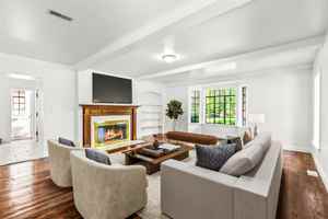 featured image of 19510 Stratford Road