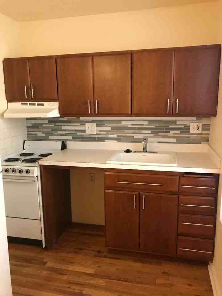 Washington Plaza Apartments - Photo 6 of 27