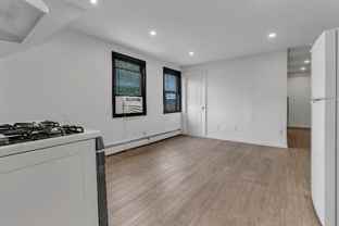 32 Cargill St #8 - Photo 1 of 1